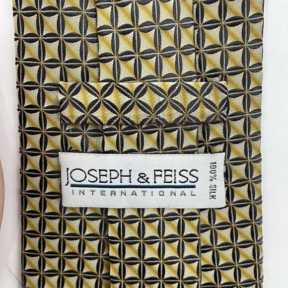 Yellow and black 100% silk Joseph & feiss necktie - Picture 4 of 5